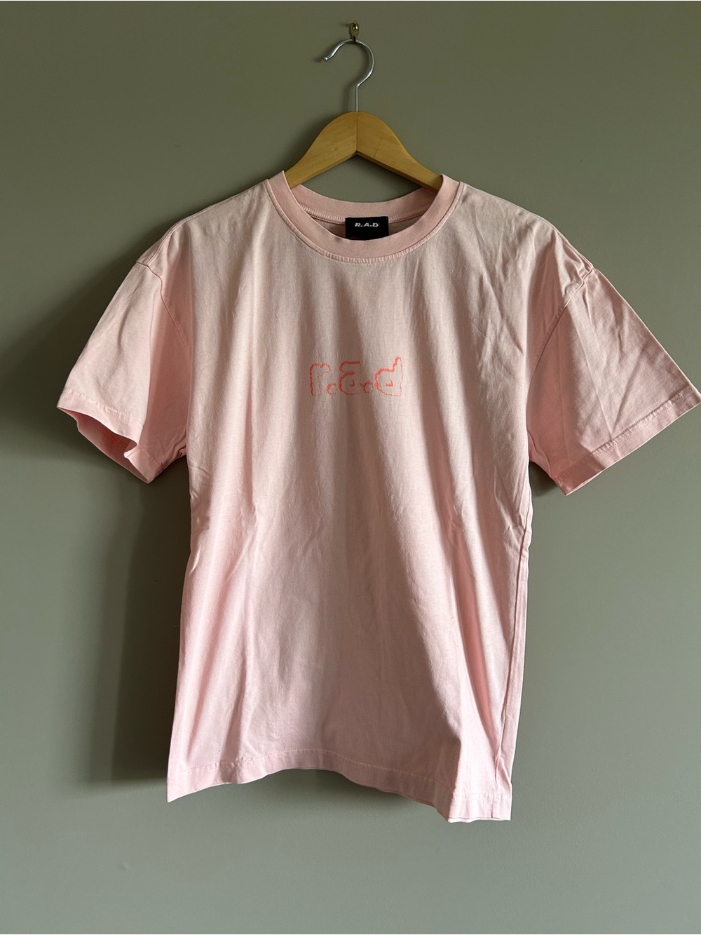 RAD Global Pink Cotton Logo Crewneck T-Shirt